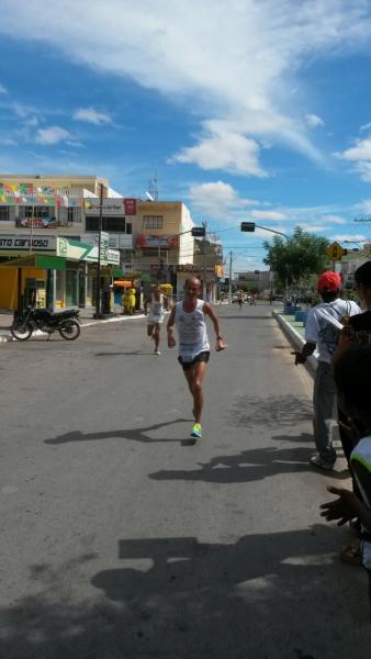 DOMINGO TEM CORRIDA EM COMEMORAÇÃO AO ANIVERSÁRIO DE TOE CORREDOR 